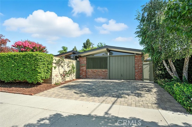 Property photo of 7108 E Mezzanine WY