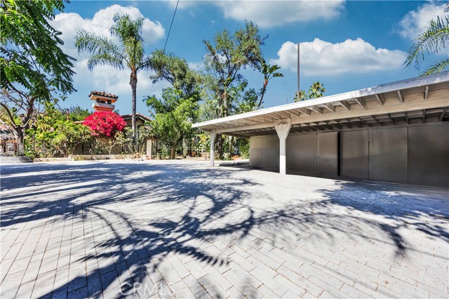 Property photo of 5457 Encino AV