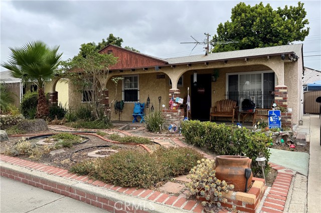 Property photo of 12716 Fairford AV