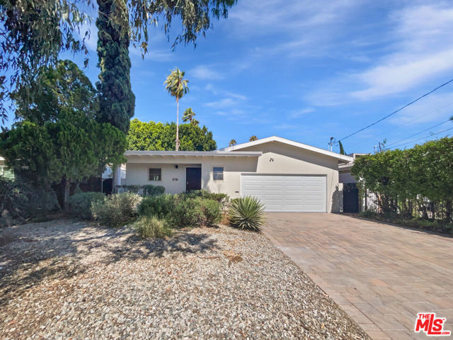 Property photo of 5736 Vantage AV