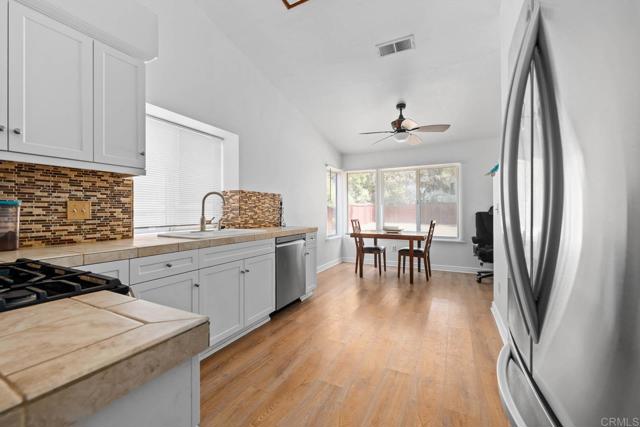 Property photo of 39938 Pearl DR