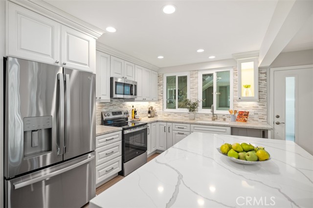 Property photo of 476 Calle Cadiz