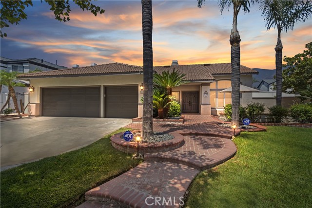 Property photo of 14138 Crescenta WY