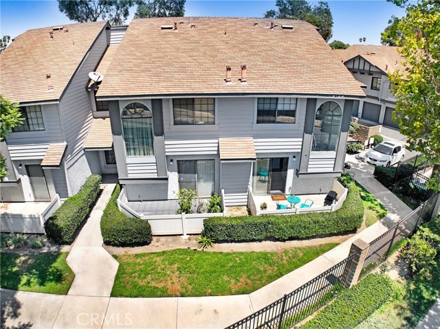 Property photo of 863 W 34th ST