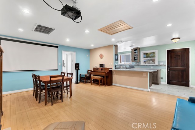 Property photo of 10549 Mcclemont AV