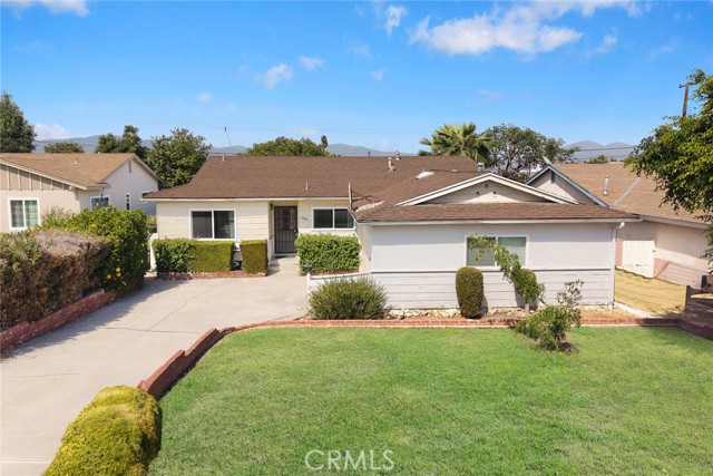 Property photo of 14825 Walbrook DR