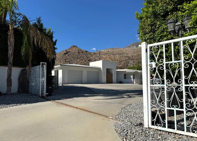 Property photo of 291 W Lilliana DR