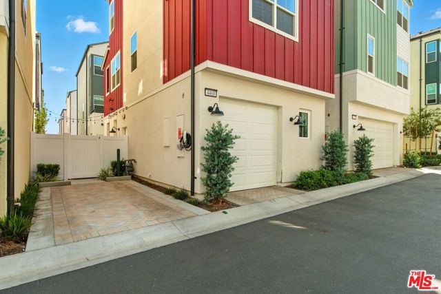 Photo of 4468 S Bryant Paseo