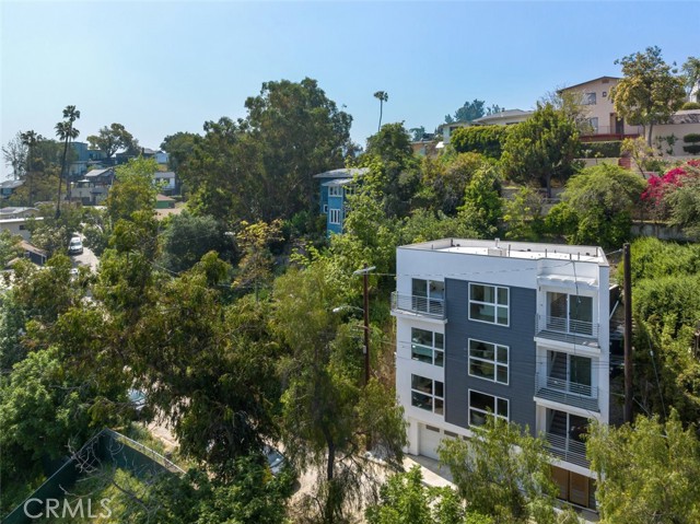Property photo of 2635 Adelbert AV