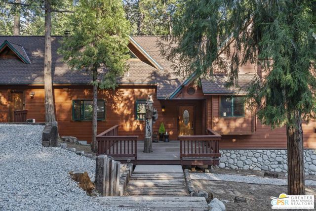 Property photo of 55041 Pine Crest AV