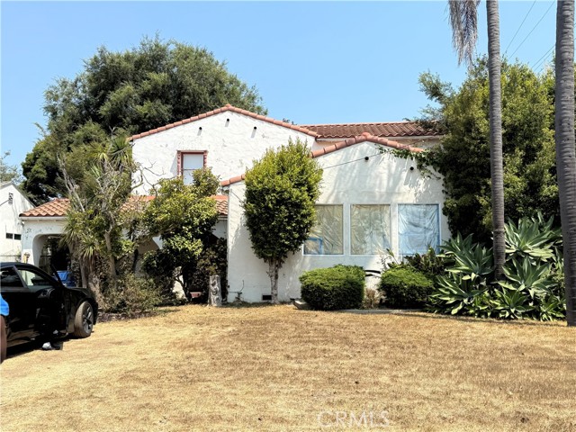 Property photo of 7830 S Victoria