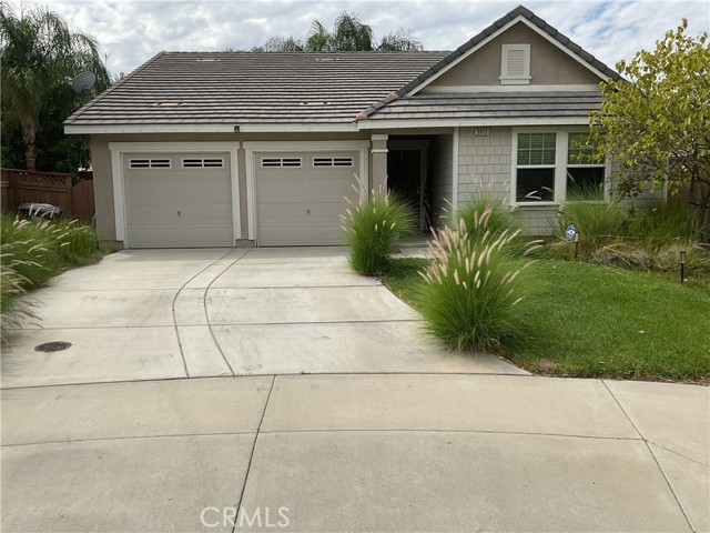 Property photo of 3012 Zara Cir