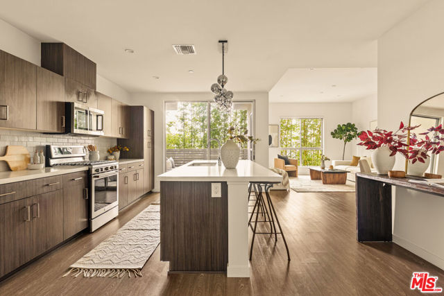 Property photo of 4140 Glencoe AV
