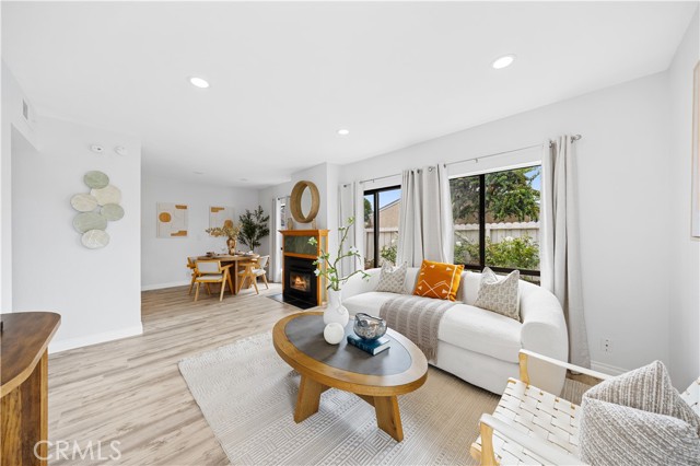 Property photo of 24092 Paseo Corona