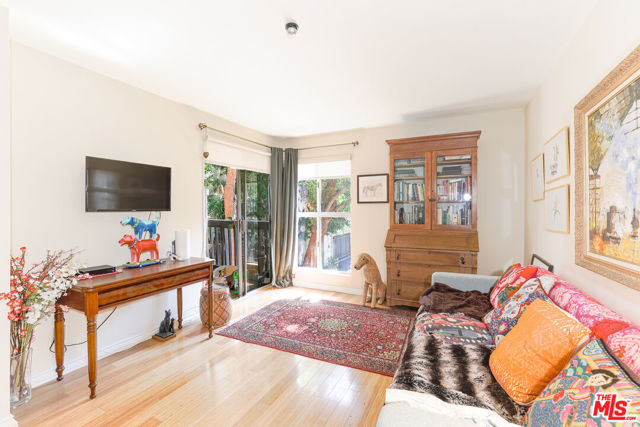 Photo of 8105 Raintree Cr