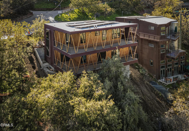 Property photo of 596 Quail DR