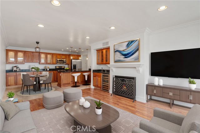 Property photo of 911 N Kings RD