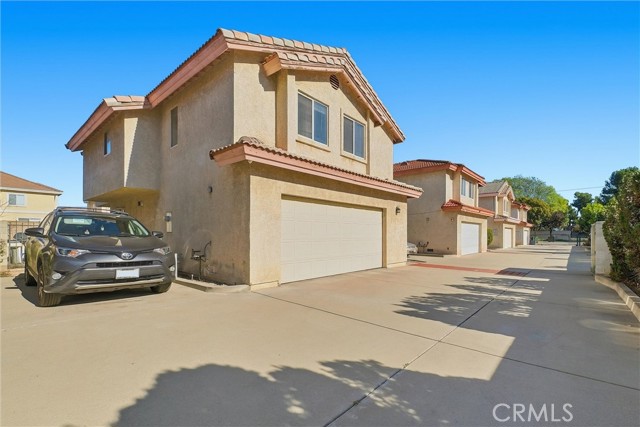 Photo of 3957 Durfee