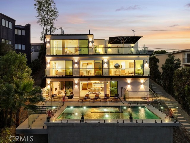 Property photo of 16800 Oak View