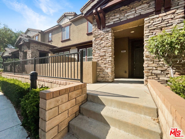 Property photo of 28687 Pietro DR