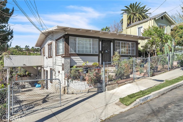 Property photo of 5037 Montezuma ST