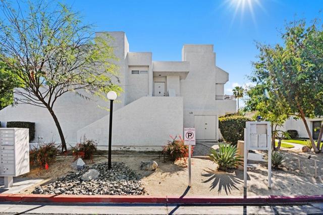 Property photo of 32505 Candlewood DR