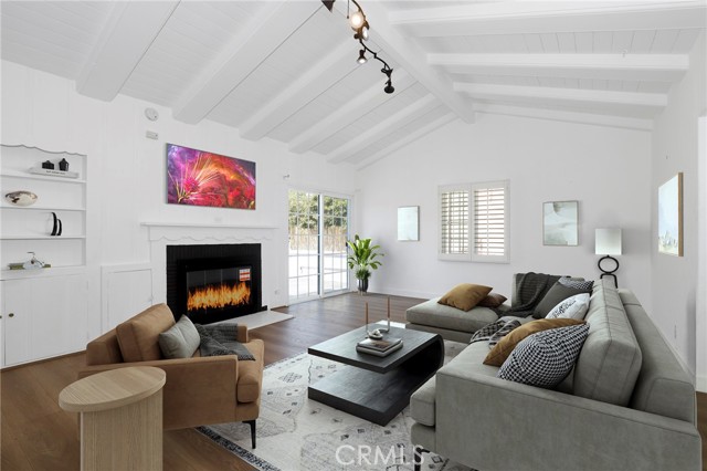 Property photo of 4147 Faculty AV