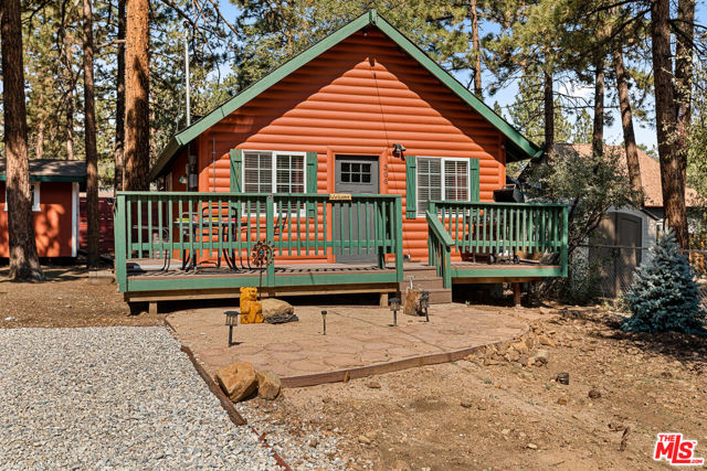 Property photo of 306 Victoria LN