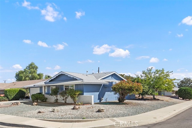Property photo of 25781 Interlechen DR