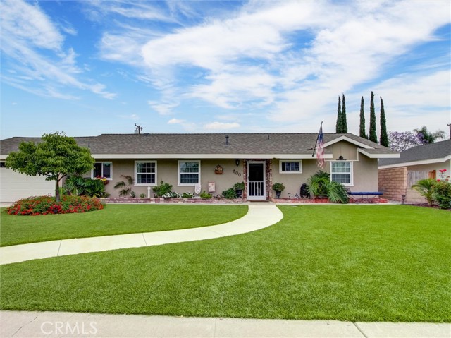 Property photo of 800 E Cumberland RD