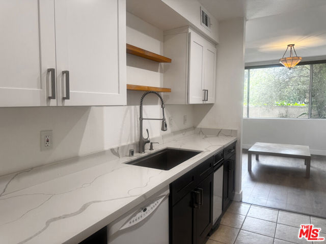 Property photo of 4487 Colbath AV