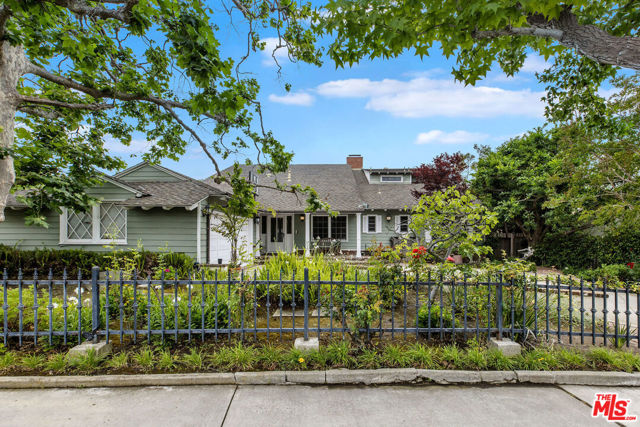 Property photo of 3209 Patricia AV
