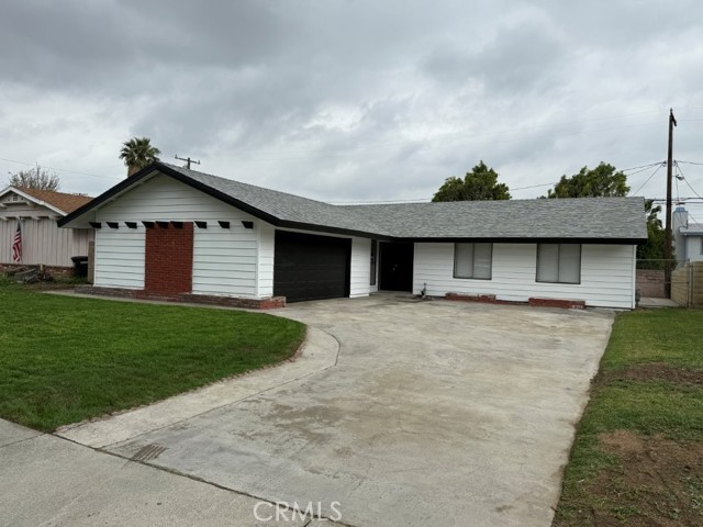 Property photo of 828 Ellen ST