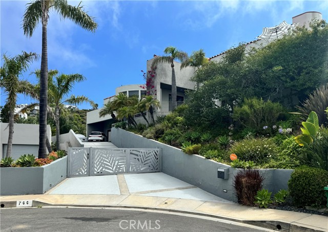 Property photo of 766 Pelican DR