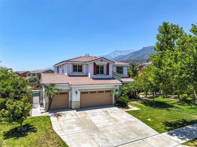 Property photo of 15474 Petunia ST