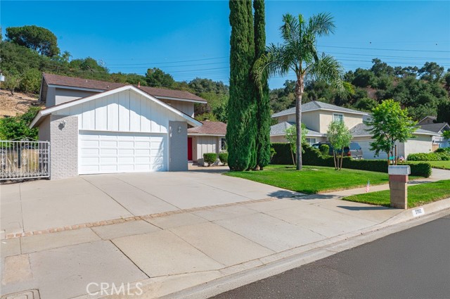 Property photo of 3702 Crooked Creek DR