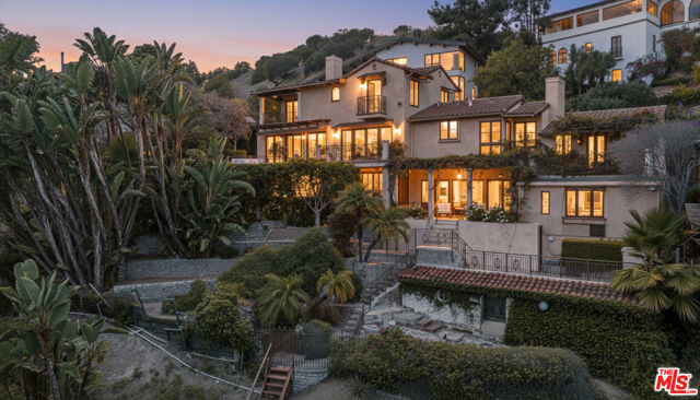 Property photo of 6930 Oporto DR