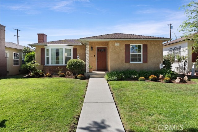 Property photo of 3921 Lime AV