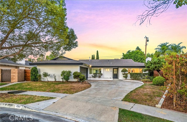 Property photo of 830 Delphine PL