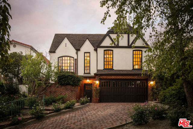 Property photo of 1355 Holmby AV