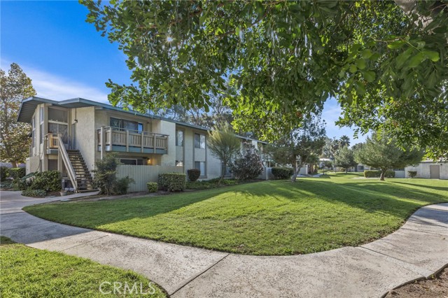 Photo of 1800 E Old Ranch