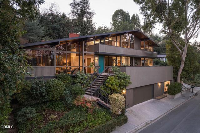 Property photo of 1256 Club House DR