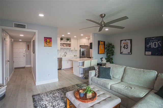 Property photo of 6600 Warner AV