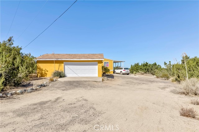 Property photo of 2142 Trinity LN