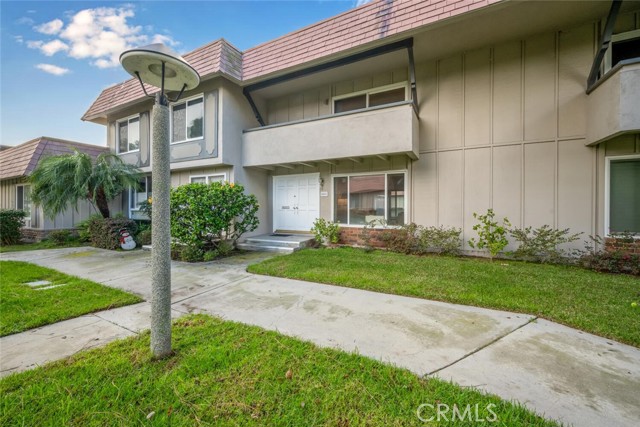 Property photo of 4043 Larwin Ave