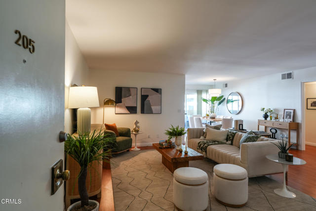 Property photo of 120 S Sierra Madre BL