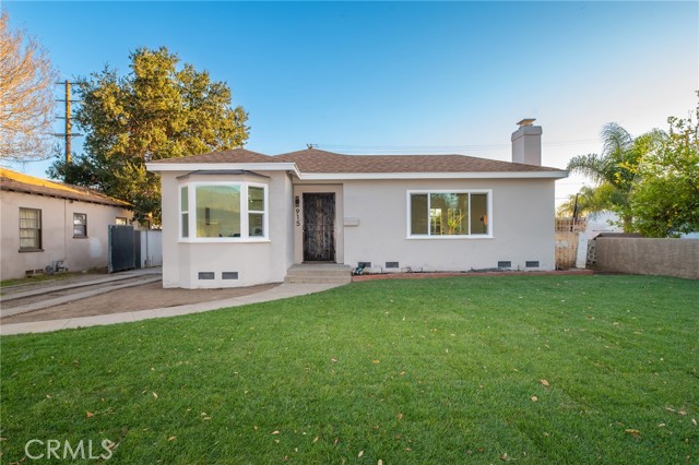 Property photo of 915 W 23rd ST