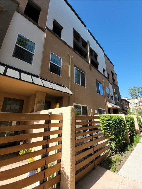 Property photo of 1568 W Artesia Square