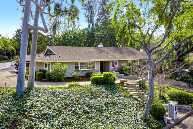 Property photo of 660 Green Acre DR