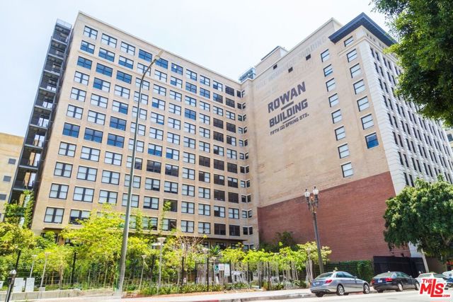 Property photo of 460 S Spring ST